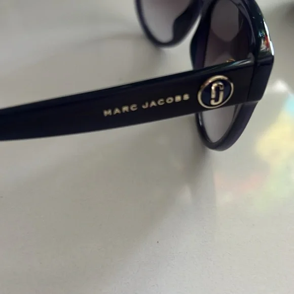 Marc Jacobs sunglasses - Picture 4 of 5